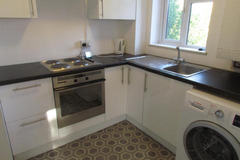 1 bedroom end of terrace house to rent, Coulson Close, Dagenham, Essex, RM8