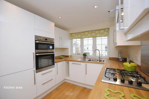 3 bedroom semi-detached house for sale, Wilton Road, Redhill