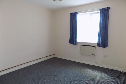 2 bedroom apartment to rent, St Johns Chase, March