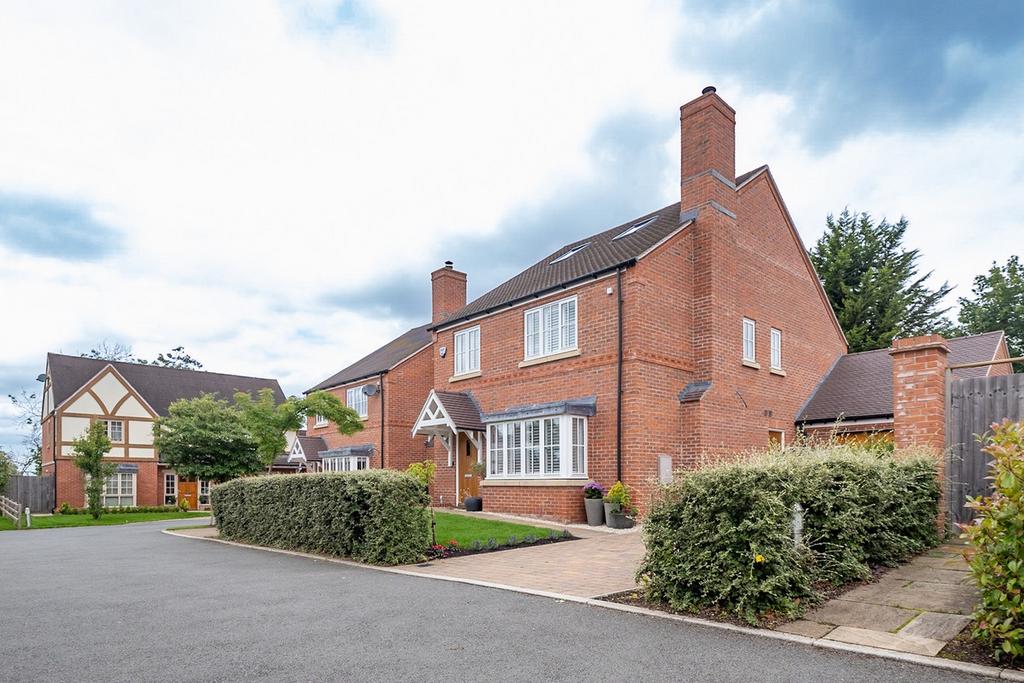 Welford On Avon CV37 5 bed detached house for sale £750,000