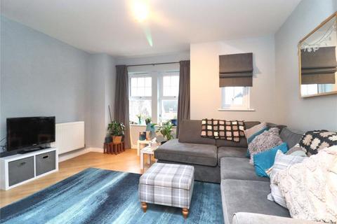 2 bedroom apartment to rent, Hoe Court, Woking GU22
