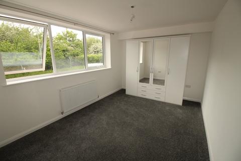 2 bedroom apartment to rent, Conbar House, Mead Lane, Hertford