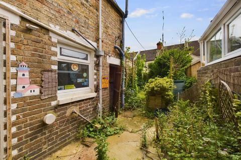 13 Ethelbert Road, Folkestone, CT19 6EX