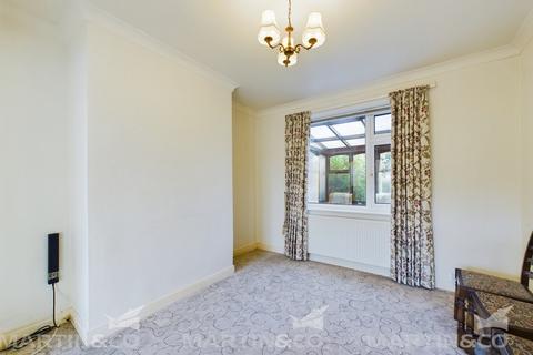 3 bedroom terraced house for sale, Common Lane, Upton