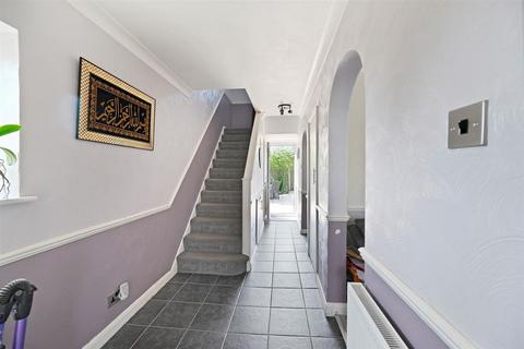 3 bedroom end of terrace house for sale, Morrison Road, Barking, Essex