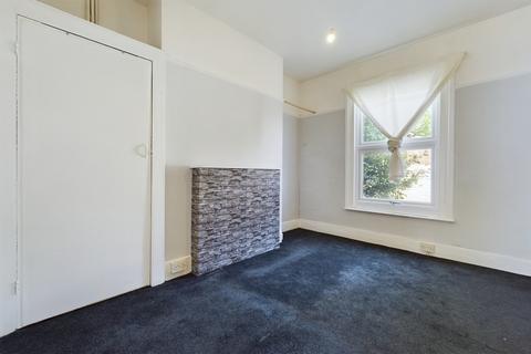 1 bedroom ground floor flat to rent, Darby Place, Folkestone