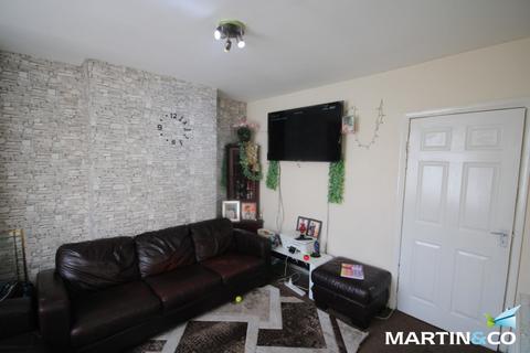 2 bedroom terraced house for sale, Bilhay Lane, West Bromwich, B70