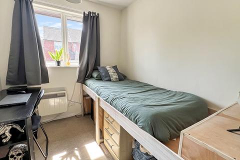 24 Cheyney Walk, Westbury, BA13 3UH