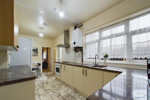 1 bedroom semi-detached house to rent, Broadgate, Beeston