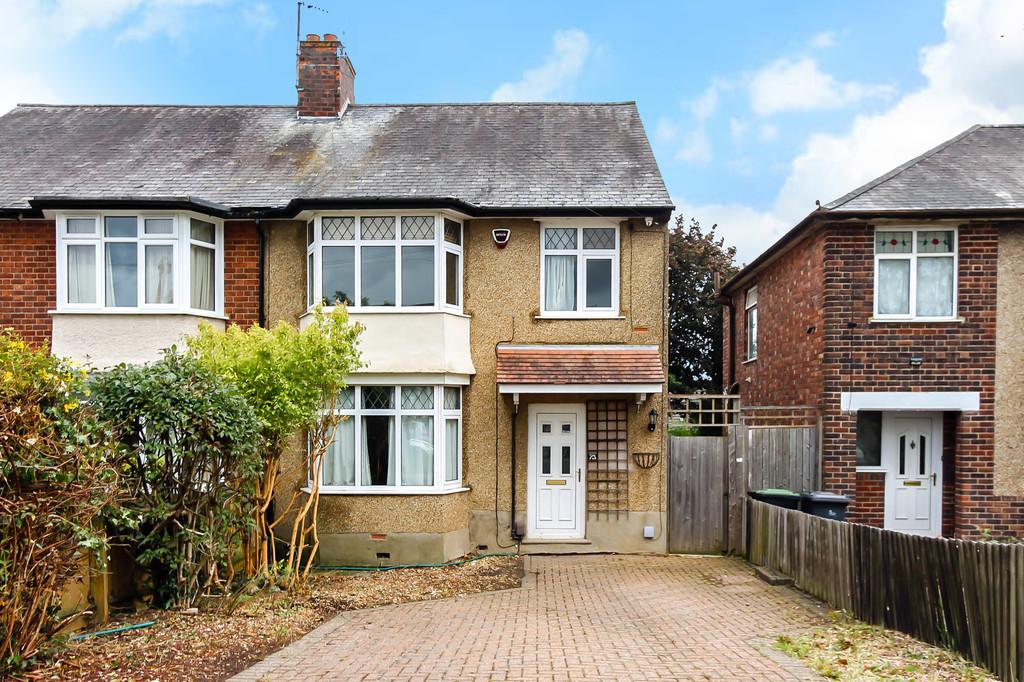 Eastfield Road Wellingborough Nn8 3 Bed Semi Detached House £1 150