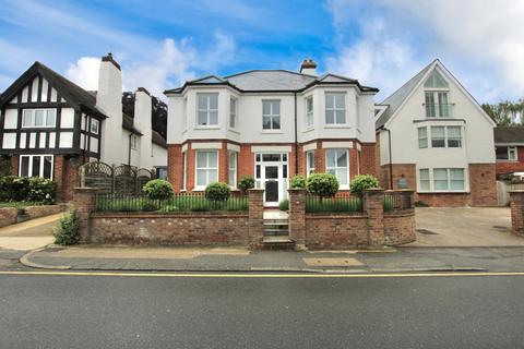 4 bedroom detached house for sale, Whitstable Road, Canterbury