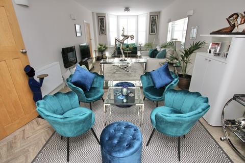 38 Whitstable Road, Canterbury, CT2 8DQ