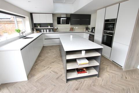 38 Whitstable Road, Canterbury, CT2 8DQ
