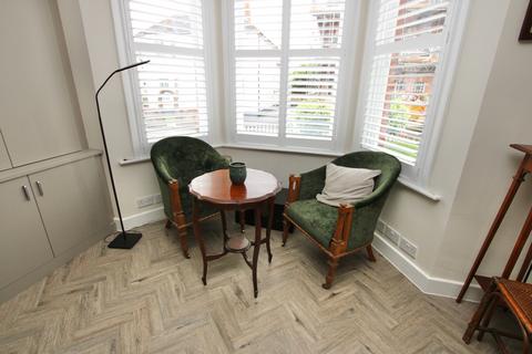 38 Whitstable Road, Canterbury, CT2 8DQ