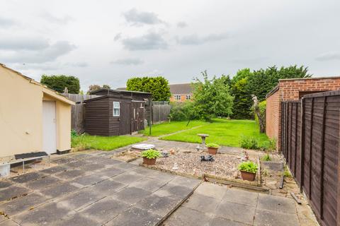 2 bedroom semi-detached house for sale, Finedon Road, Irthlingborough NN9