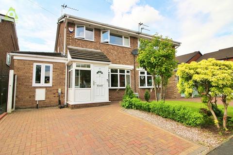 4 bedroom semi-detached house for sale, Higher Drake Meadow, Westhoughton, BL5 2RD