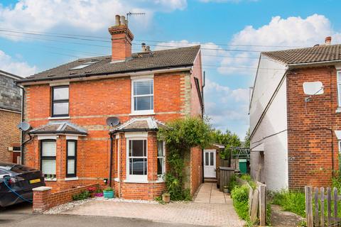 4 bedroom semi-detached house for sale, Meadow Road, Southborough