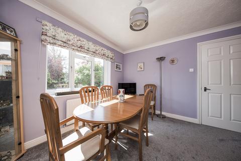 4 bedroom detached house for sale, Ashdown Place, Heathfield