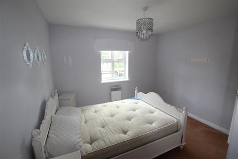 2 bedroom flat to rent, Rymer Court, Darlington