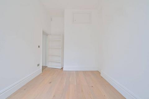 2 bedroom flat to rent, Regents Park Road, Primrose Hill, London, NW1