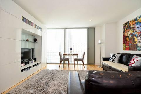 1 bedroom flat to rent, Landmark East Tower, Canary Wharf, London, E14