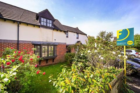 2 bedroom terraced house for sale, Archer Close, North Kingston, Kingston upon Thames, KT2