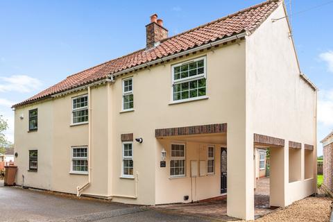 3 bedroom semi-detached house for sale, Brook Lane, Scawby Brook, Brigg, North Lincolnshire, DN20