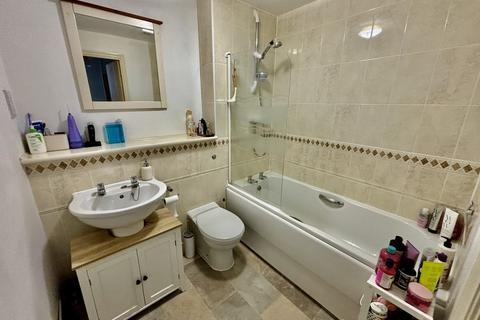 56 Freestone Way, Corsham, SN13 9EF