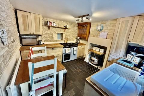 2 bedroom cottage for sale, Pickwick Road, Corsham SN13