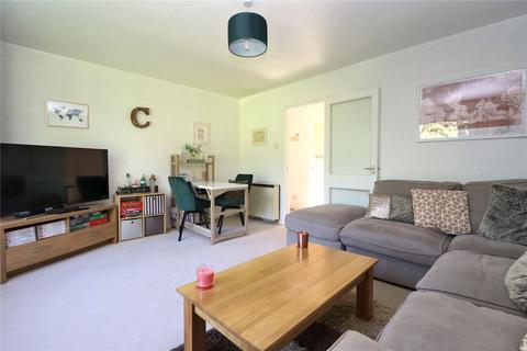 19 Davos Close, Woking, GU22 7SL