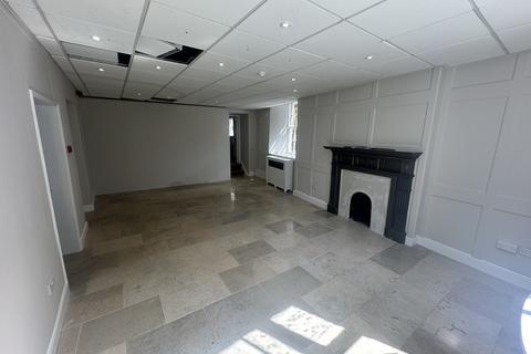 Office to rent, 19 St Martins, Stamford