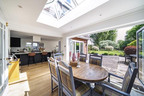 4 bedroom detached house for sale, Saunders Lane, Woking GU22