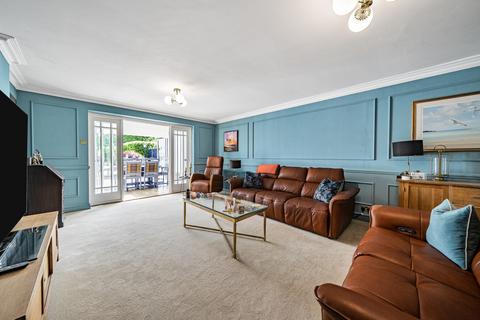 Averon Saunders Lane, Woking, GU22 0NT