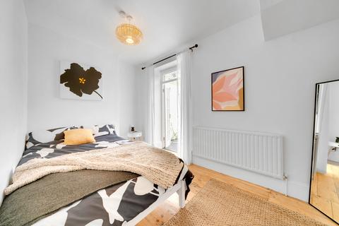 Flat 1, 30 Aberdeen Road, London, N5 2UH