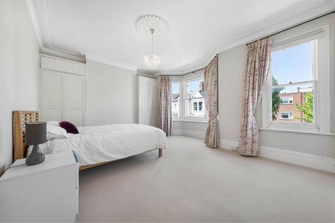 4 bedroom terraced house to rent, Oakhill Road, East Putney, London, SW15