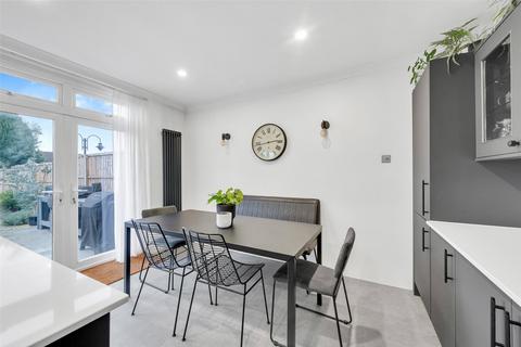 177 Montrose Avenue, Welling, DA16 2QT