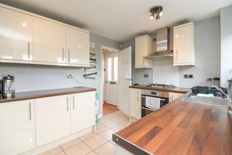 37 Brookweed, Amington, Tamworth, B77 4EB