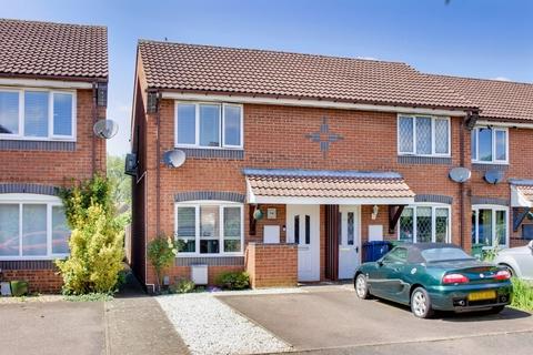 2 bedroom end of terrace house for sale, Dryden Court, St. Neots PE19