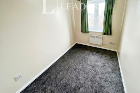2 bedroom semi-detached house to rent, Chiswick Drive, Loughborough, LE11
