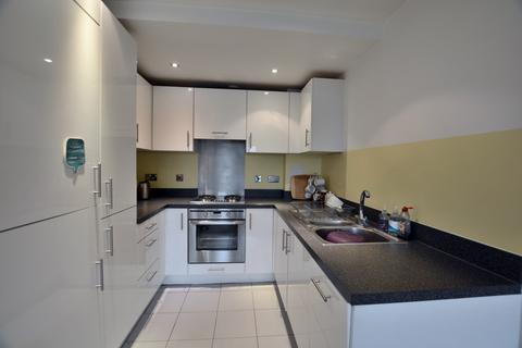 1 bedroom apartment to rent, Armstrong House, Uxbridge