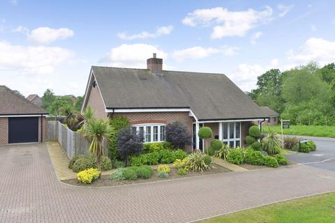 2 bedroom detached bungalow for sale, Spartan Place, Cranleigh