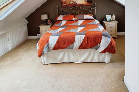 26 Ashford Drive, Sutton Coldfield, B76 1EN