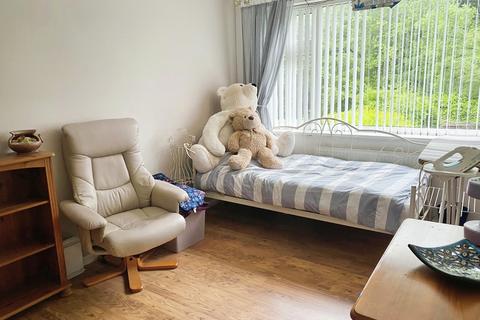 26 Ashford Drive, Sutton Coldfield, B76 1EN