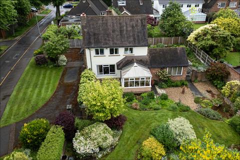 3 bedroom detached house for sale, Hollyfield Drive, Sutton Coldfield B75