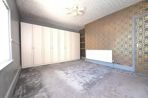 3 bedroom terraced house for sale, Donnington Street, Grimsby