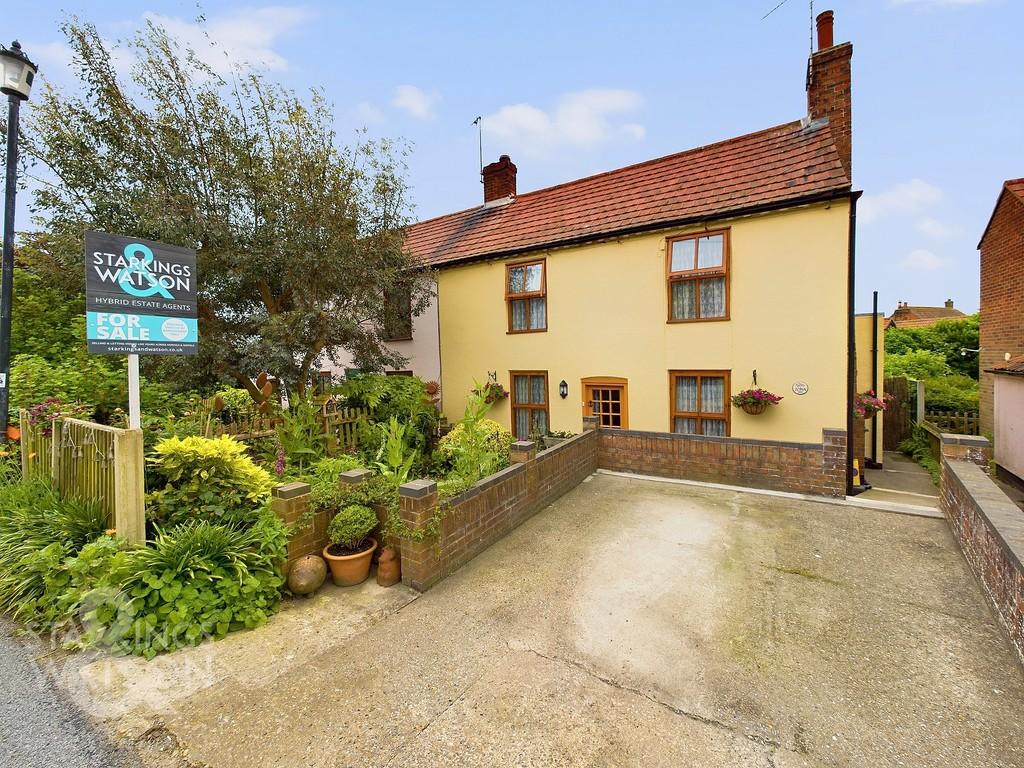 King Street, Wintertononsea, Great... 3 bed semidetached house for