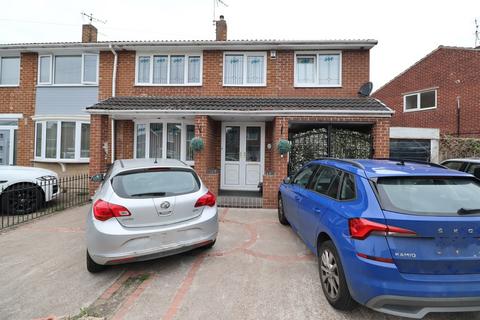 47 Darrington Drive, Warmsworth, Doncaster, DN4 9LF