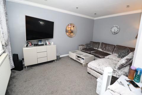 47 Darrington Drive, Warmsworth, Doncaster, DN4 9LF