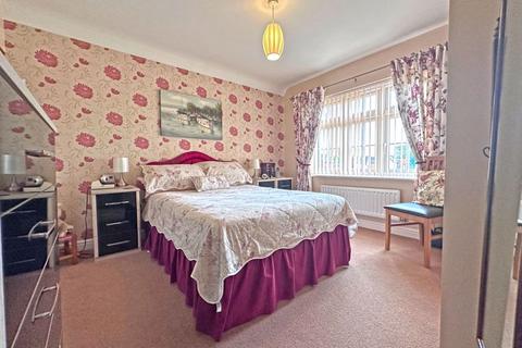 3 bedroom detached house for sale, Brookes Meadow, Tipton