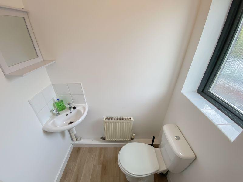 Ground floor w.c.